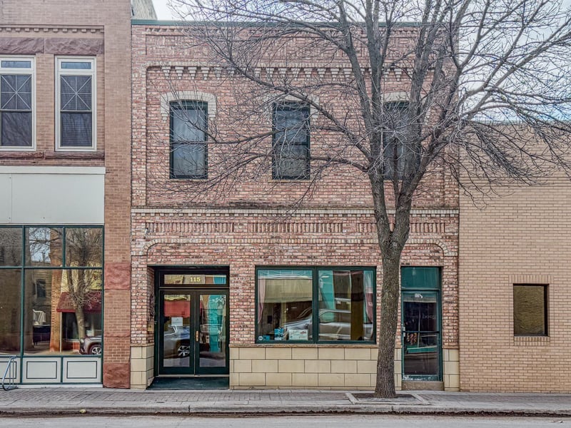 115 S Broadway, Crookston, MN 56716