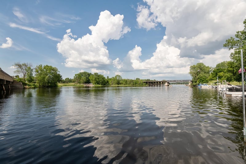 30 Main St S #8H, Pine City, MN 55063