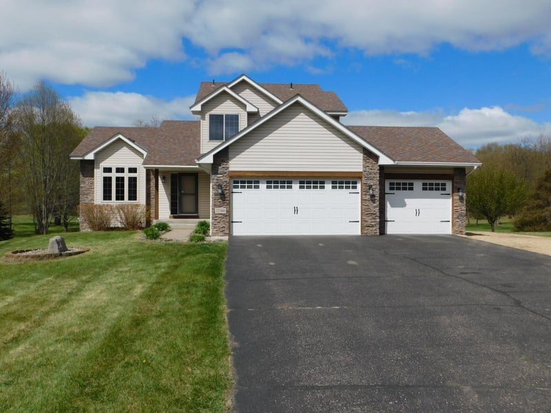 22300 Xylite St NE, East Bethel, MN 55005