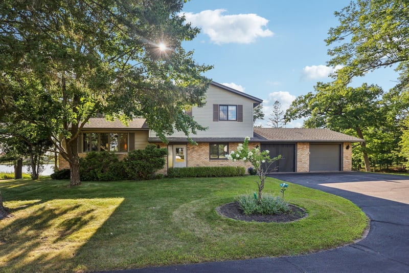 3225 465th St, Harris, MN 55032