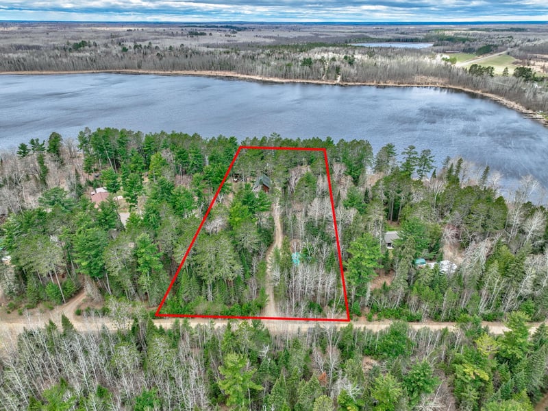 10511 Vermeil Dr NE, Deer River, MN 56636