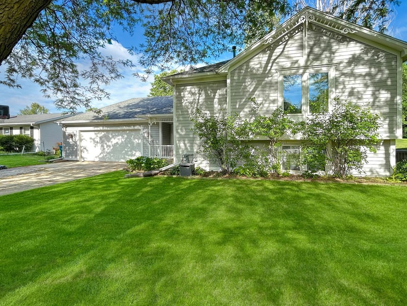 1825 3rd Ave NE, Owatonna, MN 55060