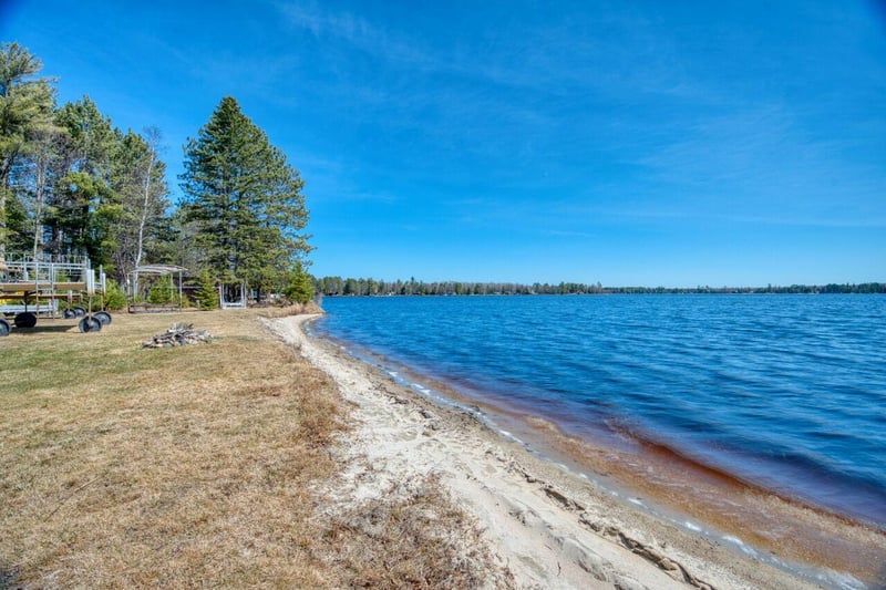 13060 Wall St, Side Lake, MN 55781