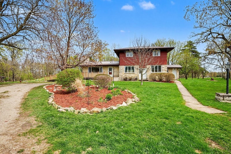 8465 170th St E, Nerstrand, MN 55053
