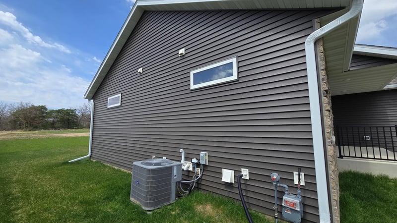 1309 18th St NE, Austin, MN 55912