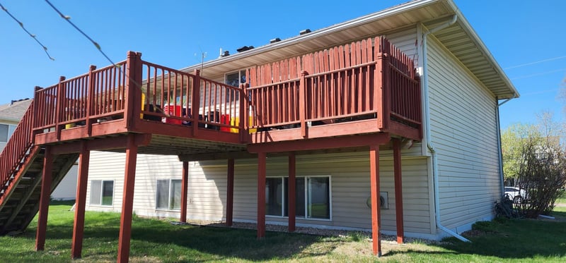 9509 Dogwood Ave N, Brooklyn Park, MN 55443