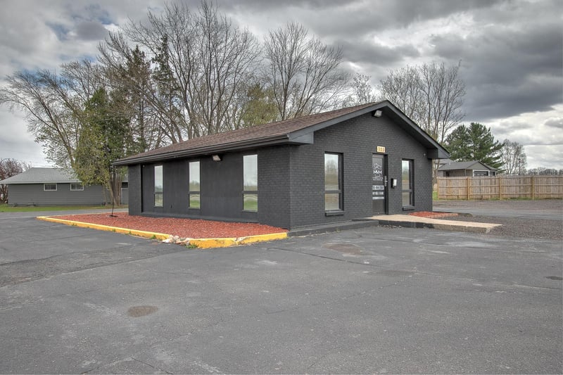 111 4th Ave S, Pease, MN 55371