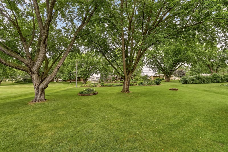 402 Strathmore Ln SE, Rochester, MN 55904