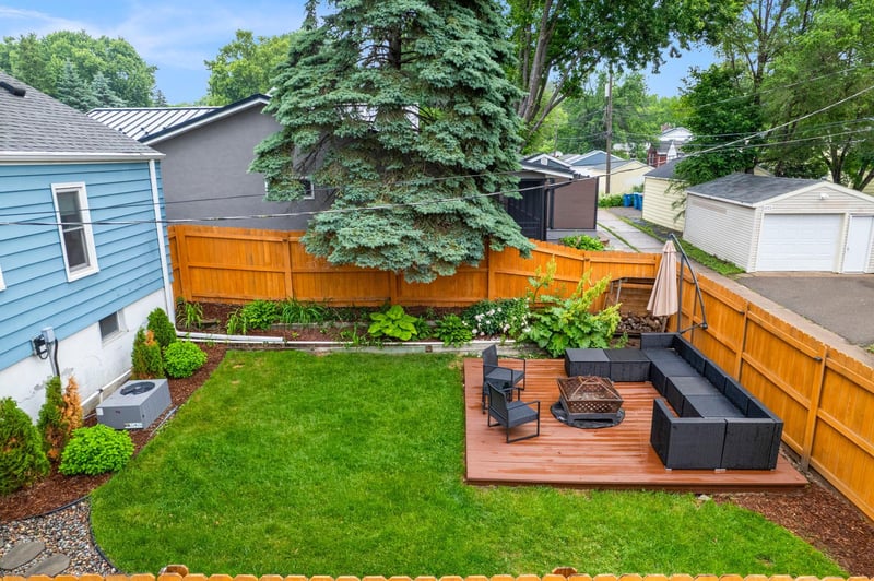 2716 Ewing Ave N, Robbinsdale, MN 55422