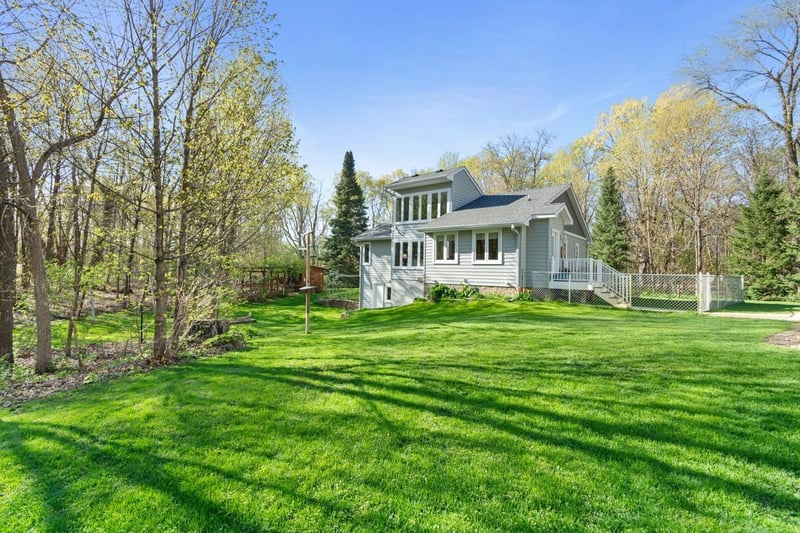 6715 Sioux Trl, Rockford, MN 55373