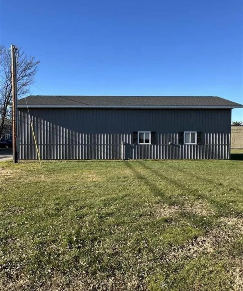 425 4th St, International Falls, MN 56649