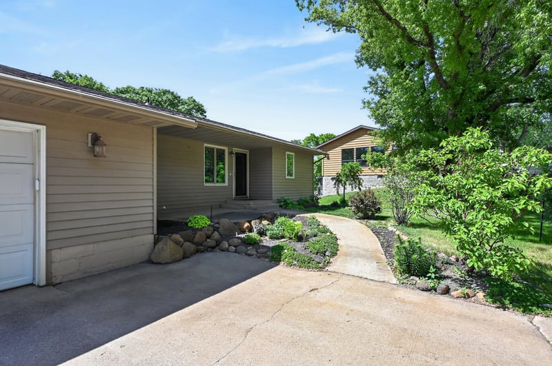 1474 E Lake Brophy Rd NW, Alexandria, MN 56308