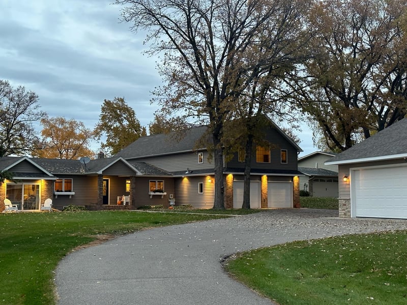 758 S Shore Dr, Detroit Lakes, MN 56501