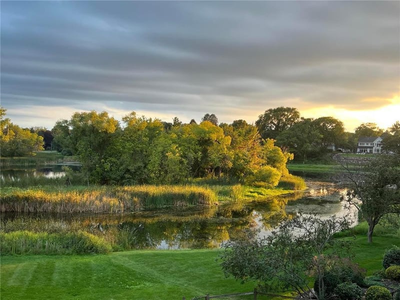 5621 Interlachen Cir, Edina, MN 55436