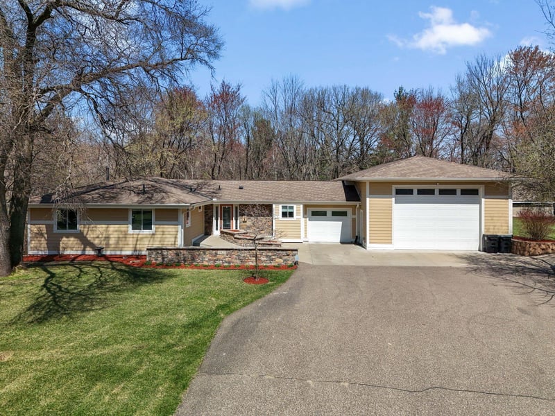 2527 148th Ln NE, Ham Lake, MN 55304