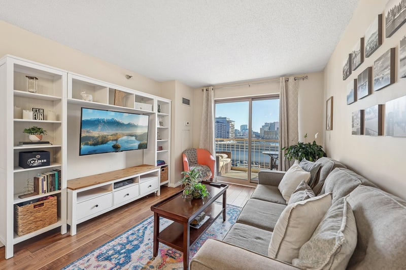 401 S 1st St #1221, Minneapolis, MN 55401