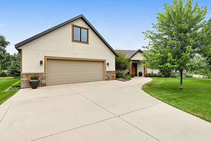 2122 37th St S, Saint Cloud, MN 56301