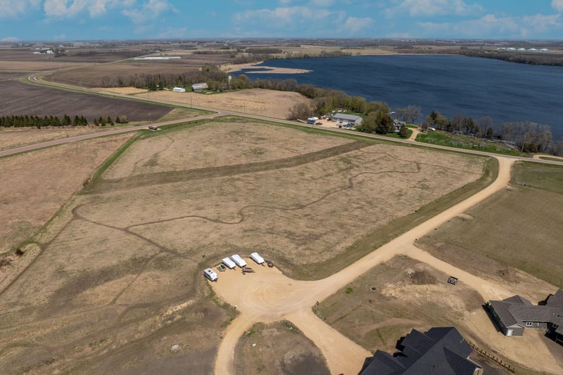 2xxx Lakeview Ct, Cleveland, MN 56017