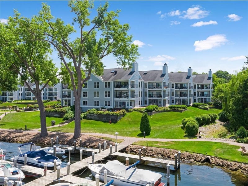 603 Lake St #307, Excelsior, MN 55331