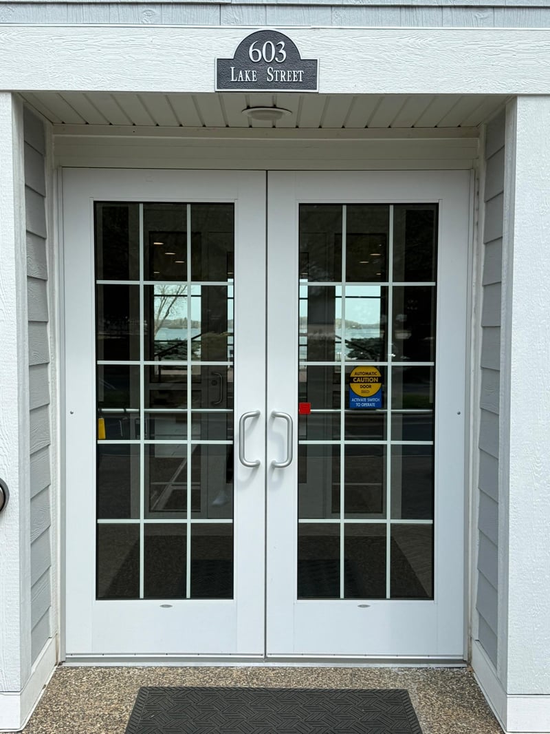 603 Lake St #307, Excelsior, MN 55331