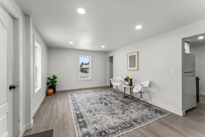 501 W Baker St, Arlington, MN 55307