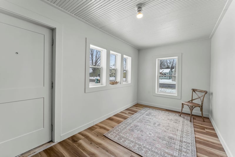 501 W Baker St, Arlington, MN 55307