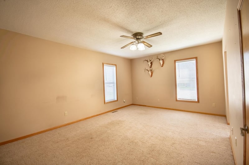 402 2nd St S, Sauk Centre, MN 56378