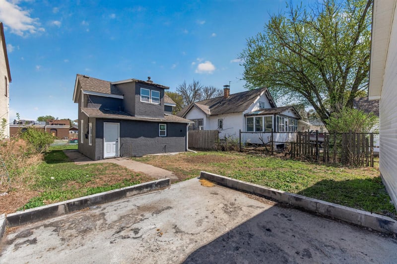 206 6th Ave S, South Saint Paul, MN 55075