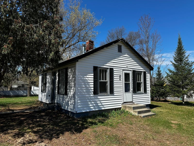 206 SW 7th St, Brainerd, MN 56401