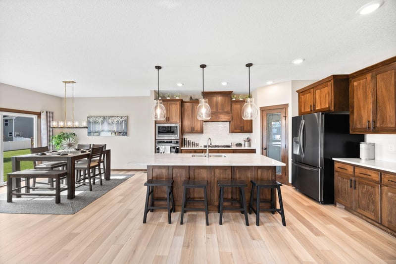 249 3rd St SW, Delano, MN 55328