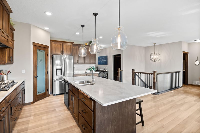 249 3rd St SW, Delano, MN 55328