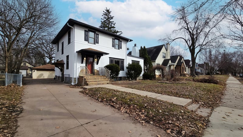 4354 Upton Ave N, Minneapolis, MN 55412
