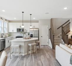 9316 Larimar Trl, Eden Prairie, MN 55347