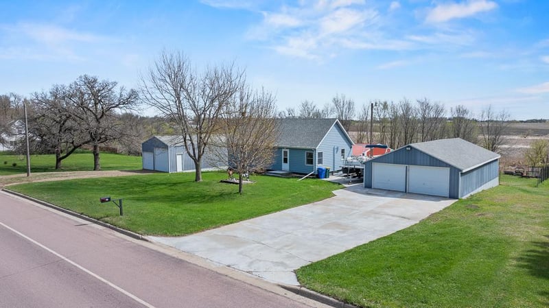 720 S Tyler St, Tyler, MN 56178