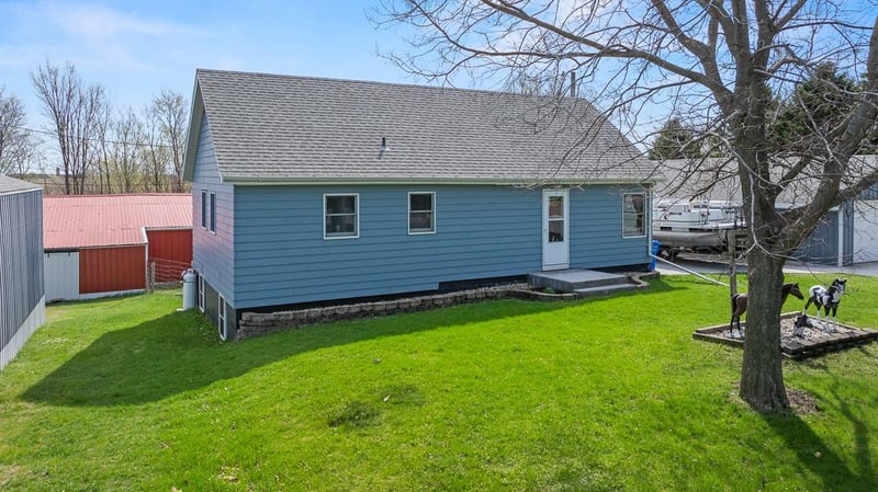720 S Tyler St, Tyler, MN 56178