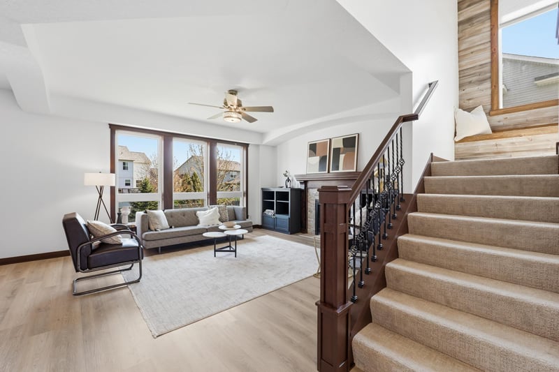 1683 Saint George St, Waconia, MN 55387