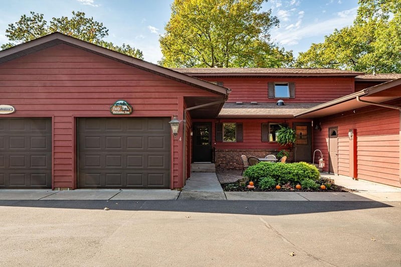215 Park Dr #4, Balsam Lake, WI 54810