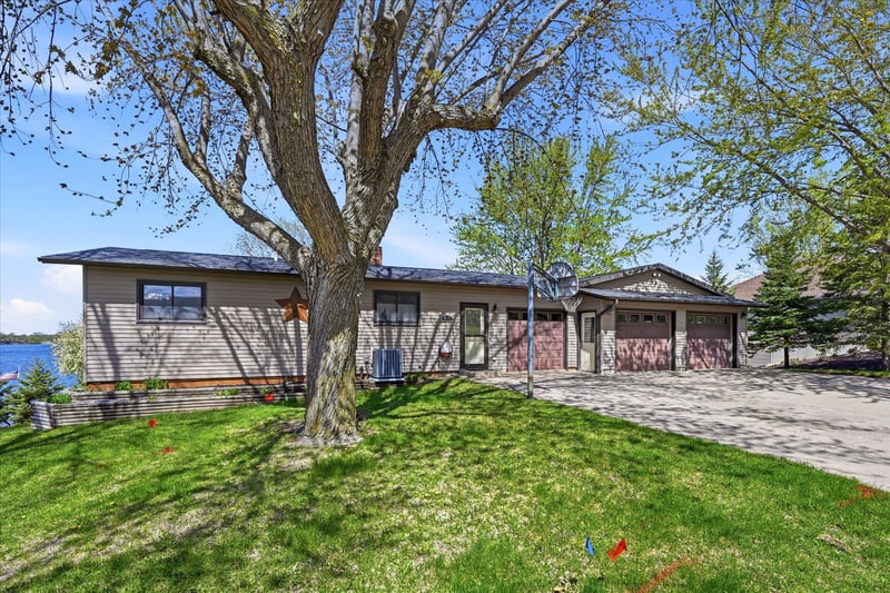 716 Tetonka View Dr, Waterville, MN 56096