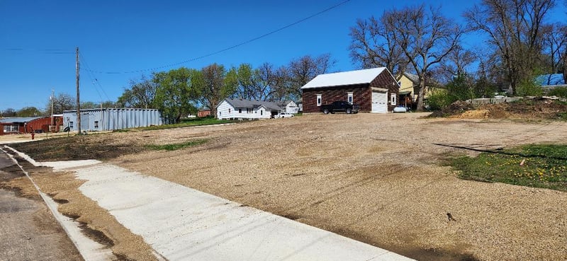 209 Front St W, Kiester, MN 56051