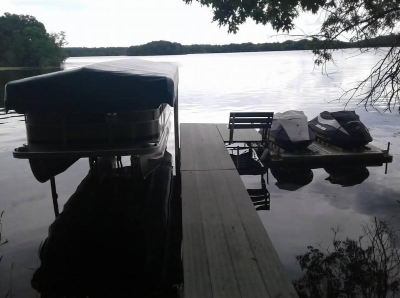 21165 Elkview Cir, Richmond, MN 56368