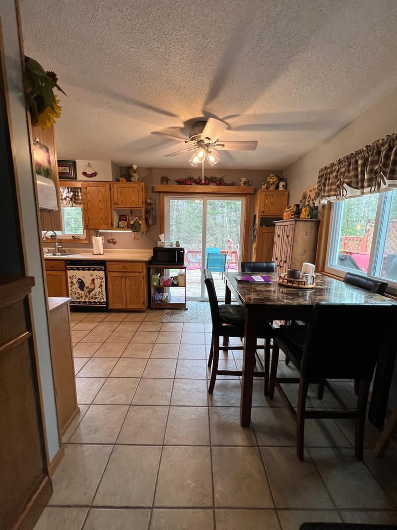 812 8th St NW, Little Falls, MN 56345