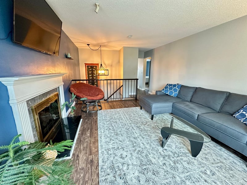 4367 Arden View Ct, Arden Hills, MN 55112