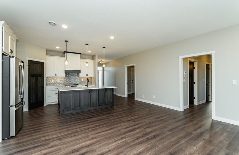 158 Sandstone Dr NW, Eyota, MN 55934