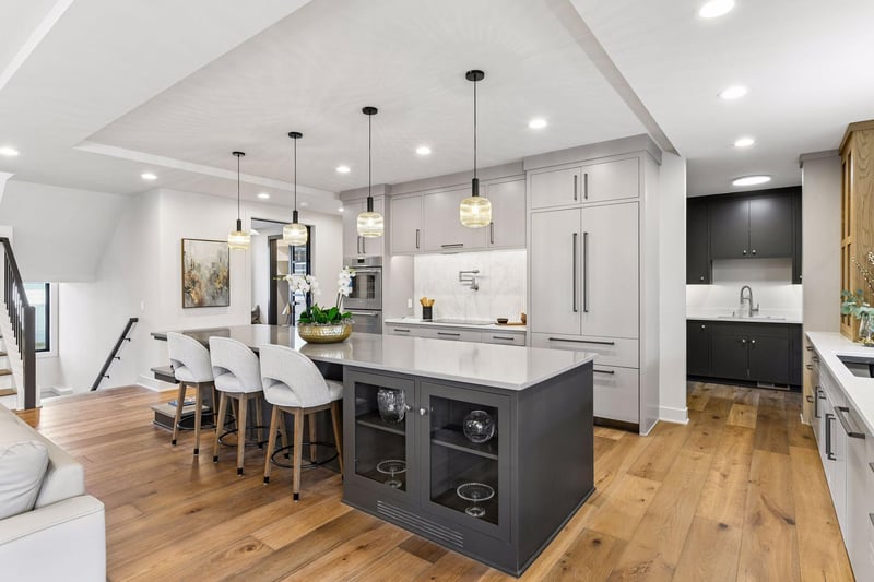 4601 Concord Ter, Edina, MN 55424
