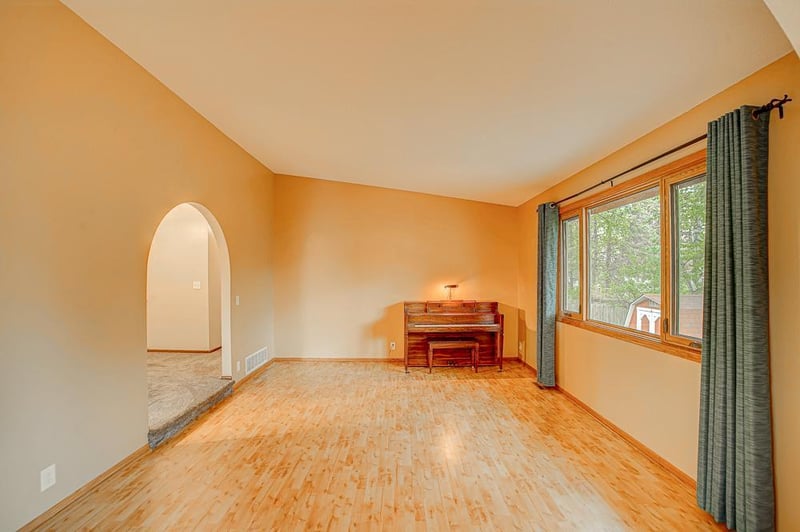 9721 Austin St NE, Blaine, MN 55014
