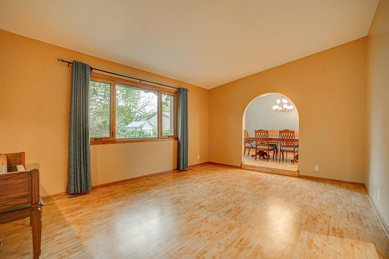 9721 Austin St NE, Blaine, MN 55014