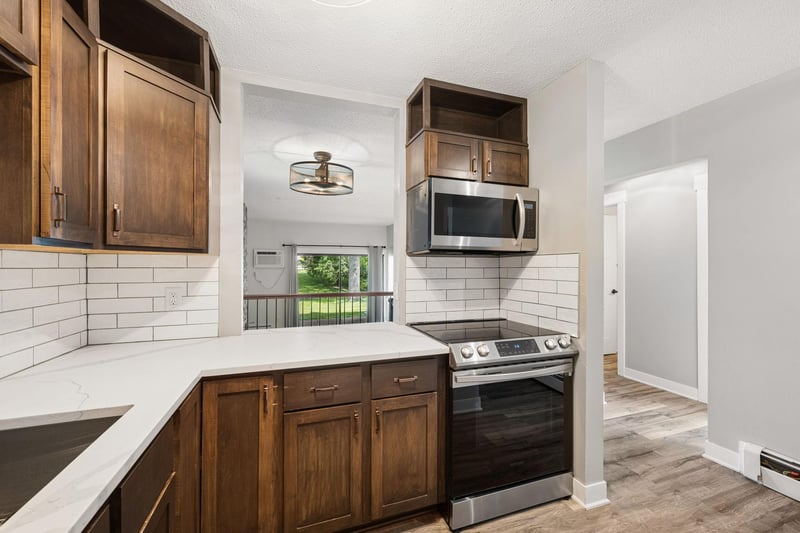 1577 Millpond Ct #77, Chaska, MN 55318