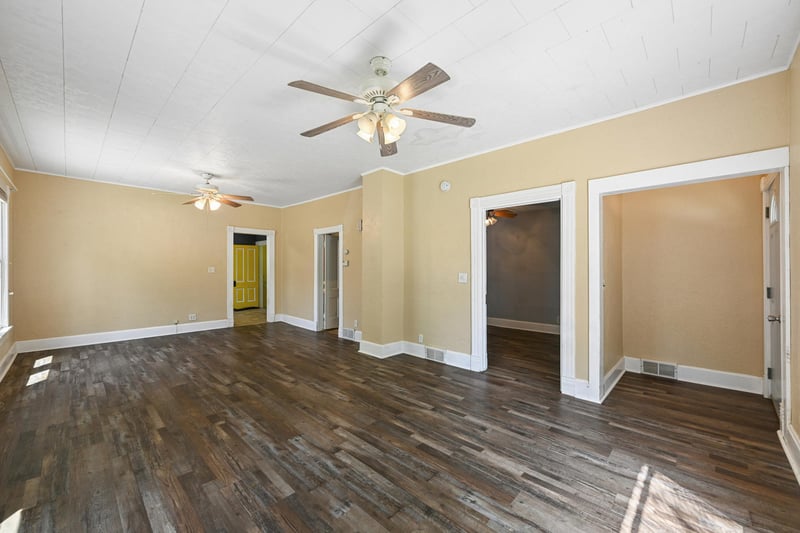 315 Morrison Ave, Jackson, MN 56143