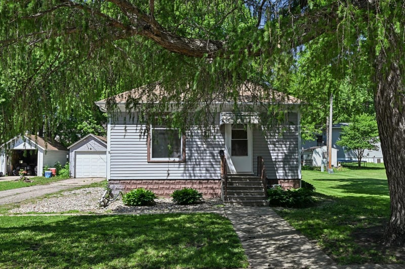 315 Morrison Ave, Jackson, MN 56143