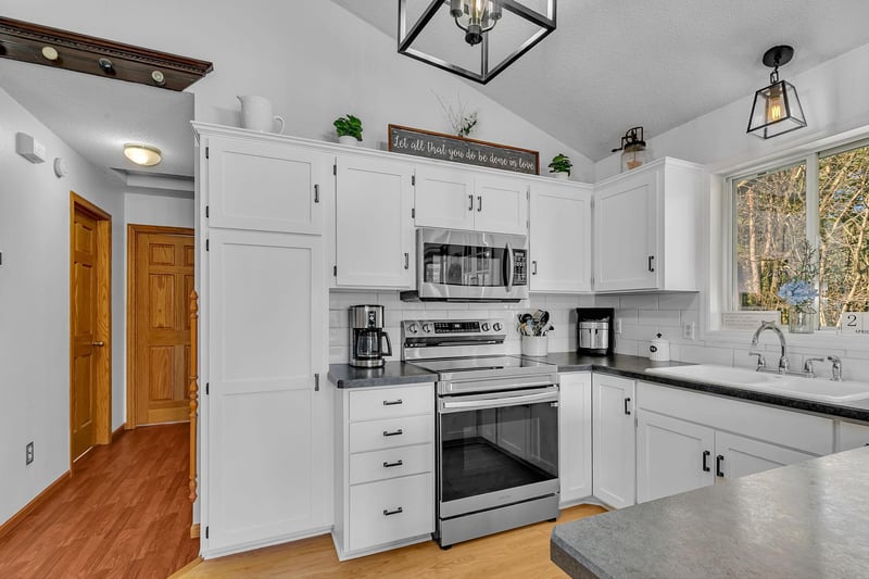 16282 41st St, Becker, MN 55308